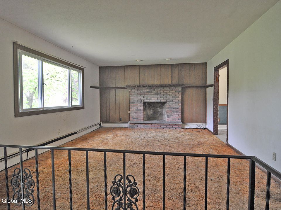 9 Bayberry Drive, Castleton, NY 12033 Zillow