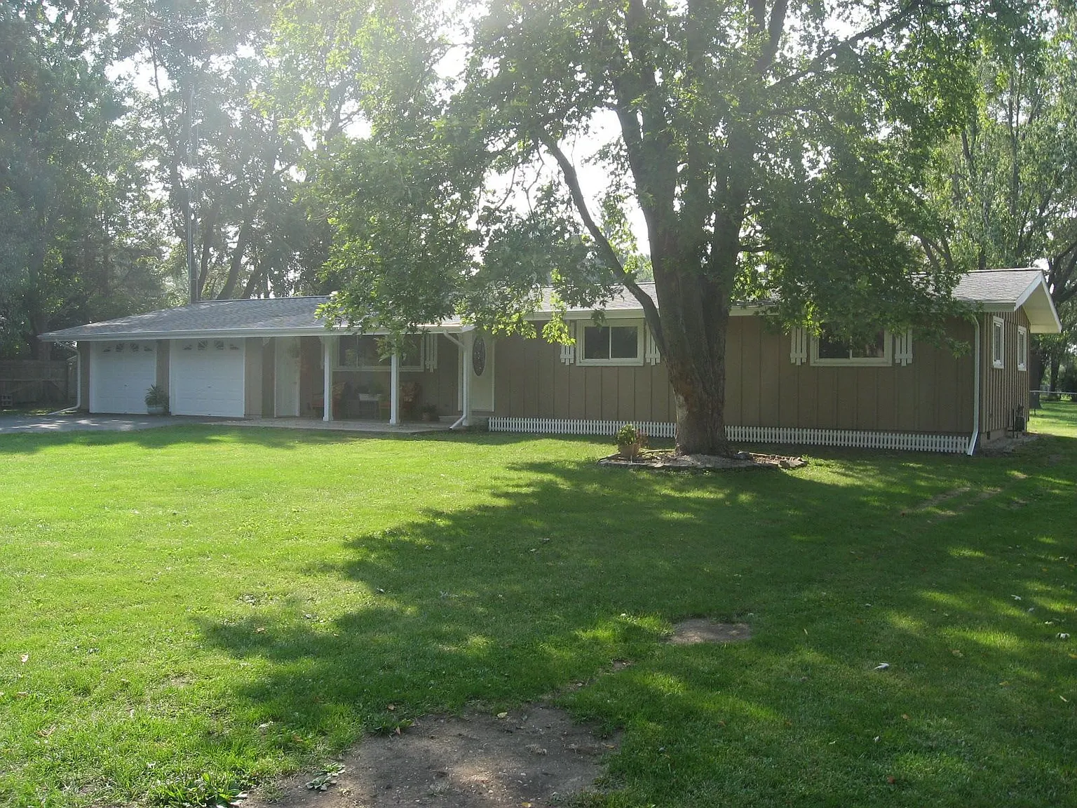 300 W Mary St photo 1