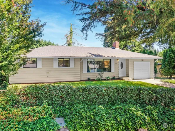 2516 Dayton Avenue NE, Renton, WA 98056