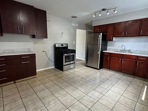 2nd image of 2034-2054 N 18th Ave #3A916779D