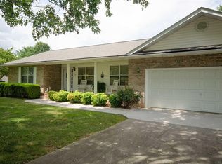 316 Ayers Rd, Kodak, TN 37764