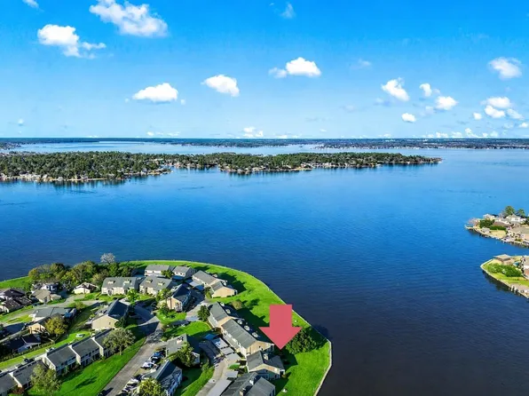 73 April Point Dr S, Montgomery, TX 77356