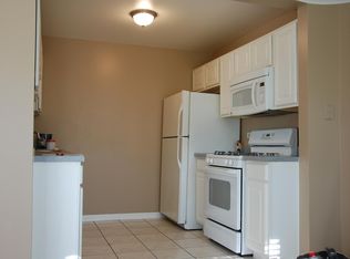 1160 N Red Oak Cir, Round Lake Beach, IL 60073