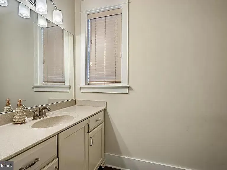 309 Quigley Dr — Photo 13
