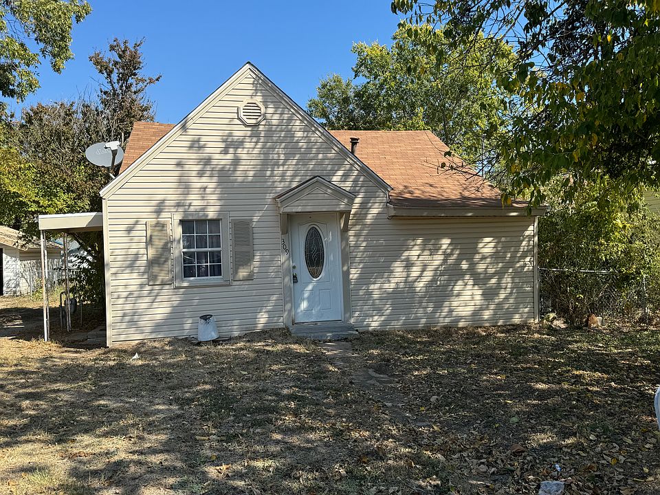 1st image of 309 Live Oak St