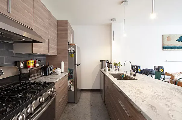 Rented by Compass | media 12