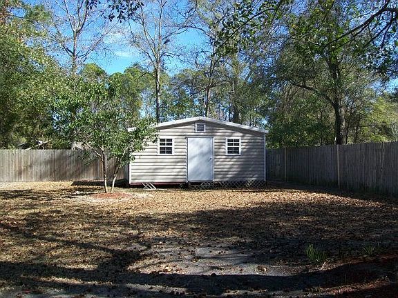 3rd image of 428 Brentwood Cir
