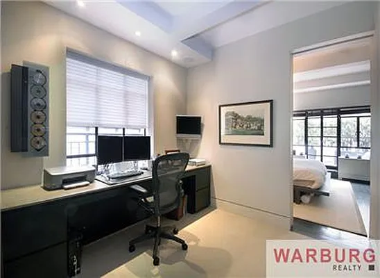 Sold by Warburg | media 13