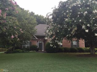 135 Winecoff Dr, Fayetteville, GA