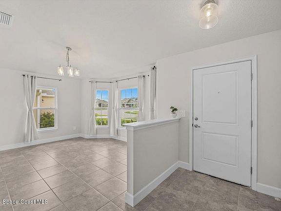 4th image of 5216 Vespera St