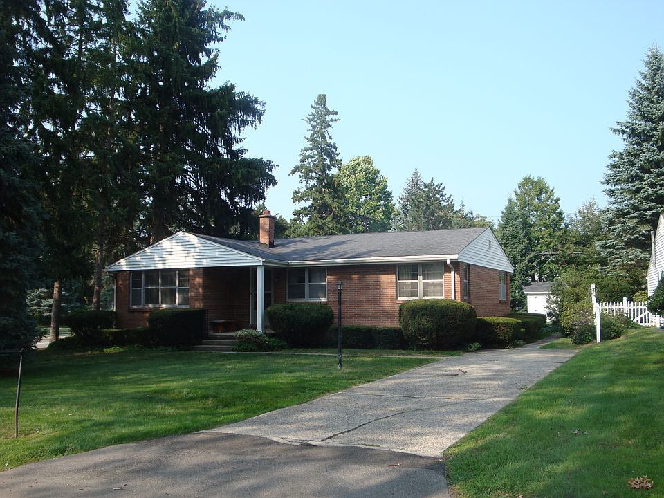 1st image of 3738 Windover Dr