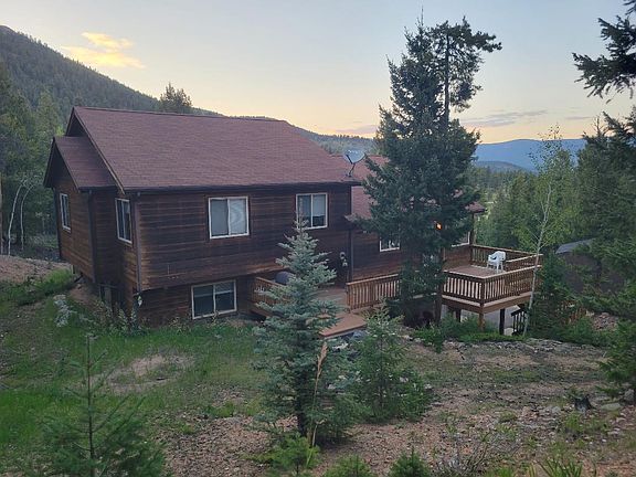 2nd image of 1052 S Pine Dr