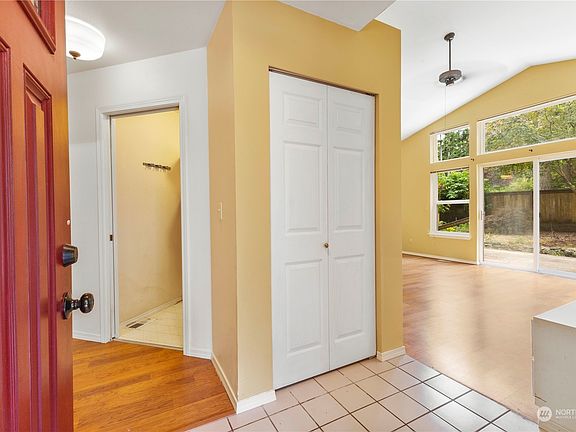 5th image of 11312 Hillcrest Drive