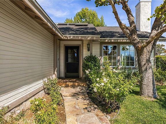 4th image of 27964 Redwood Glen Rd