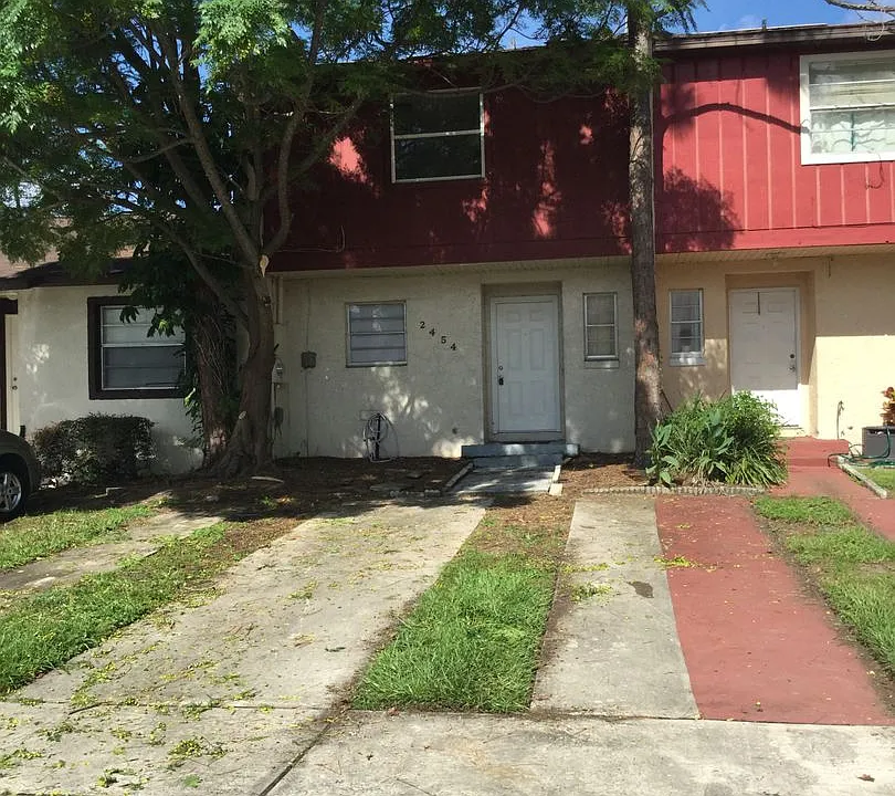 2454 Rio Pinar Lakes Blvd