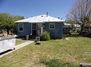 208 College St, Etna, CA 96027