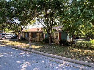 110 N Ervin St, Comanche, TX 76442