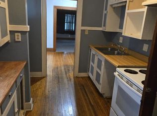 1117 Independence Ave, Waterloo, IA 50703
