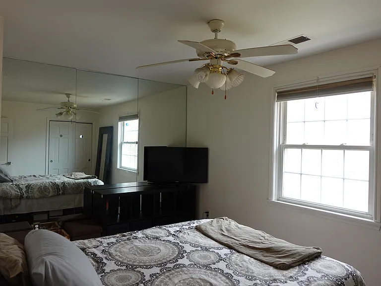 2001 Fort Davis St SE #202 — Photo 11