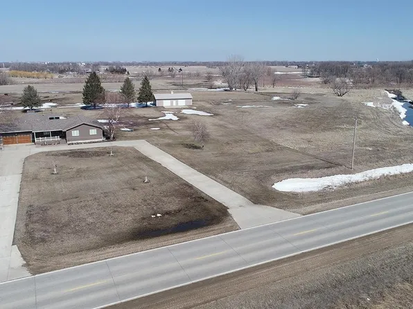 2010 360th St, Spencer, IA 51301