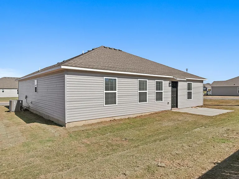 801 Belhaven Rd — Photo 27