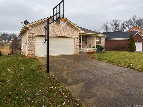 3rd image of 7913 Hollowview Dr