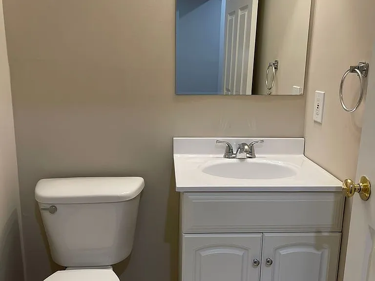 778 Main St — Photo 5