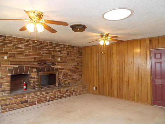 3rd image of 4008 Country Club Dr
