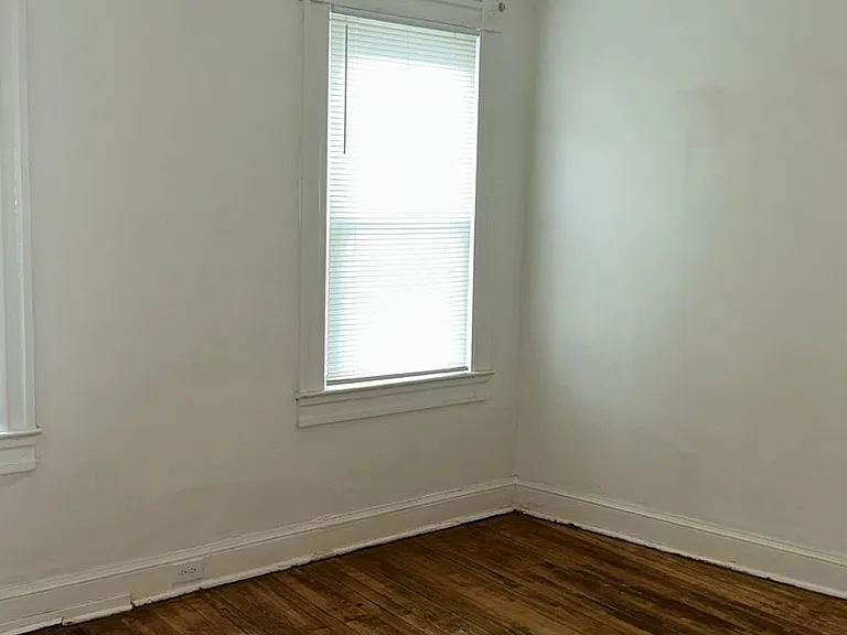 2019 Cecil Ave — Photo 12