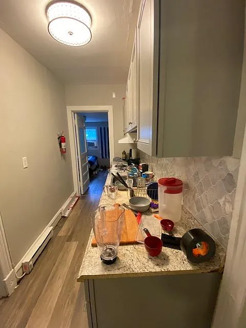 2 bed, 725 sqft, $2,160 — Photo 1