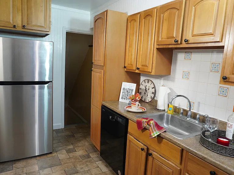1710 Weston Ave — Photo 13