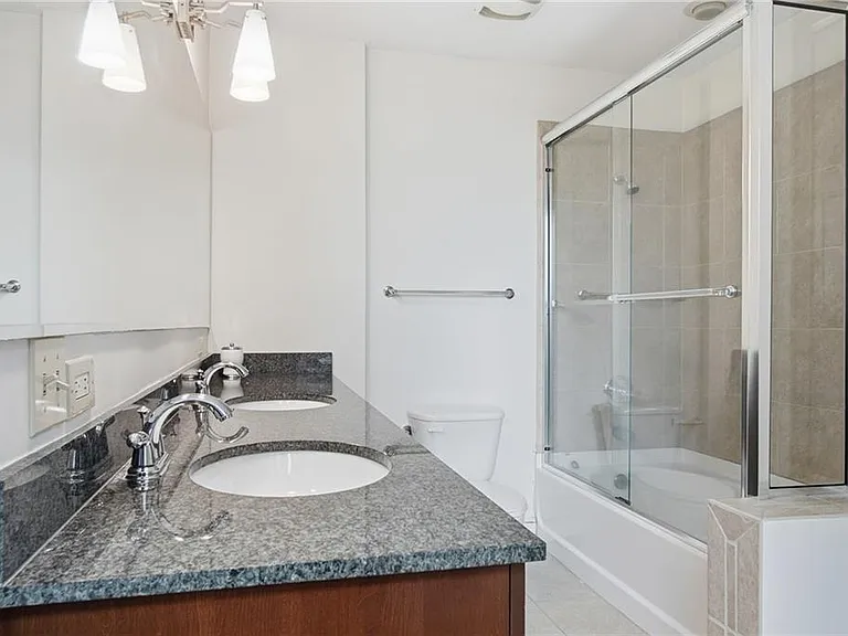 44 Peachtree Pl NW #424 — Photo 17