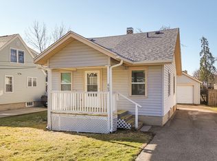 669 Congress St, Elgin, IL 60120