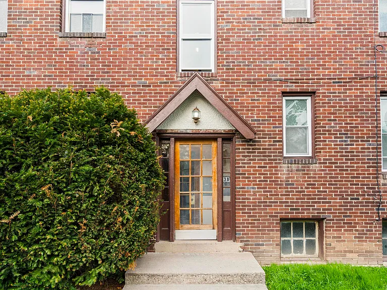 34-38 Beacon St #38B1 — Photo 22