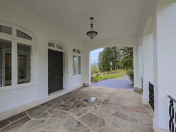 2825 Pond Run Rd New Richmond OH 45157 MLS 1780246 Zillow
