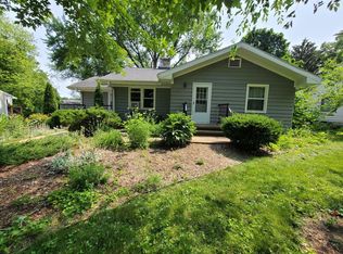 3315 Tally Ho Ln, Madison, WI 53705