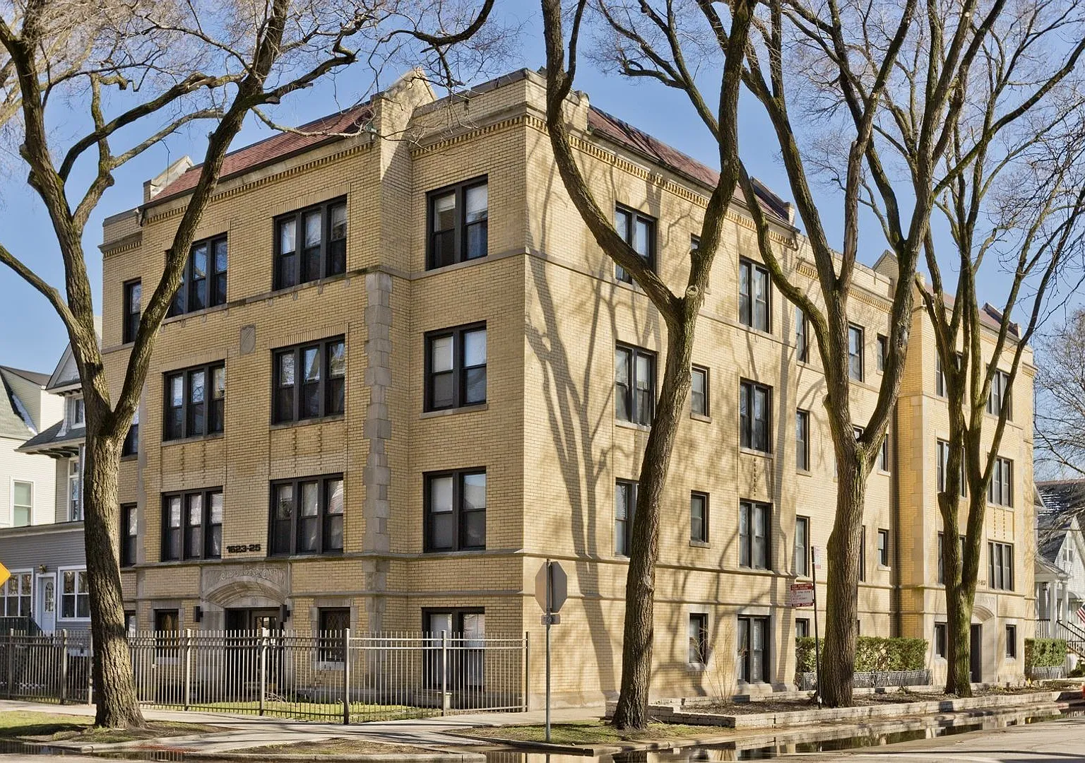 1623-25 W. Grace St. — Photo 1
