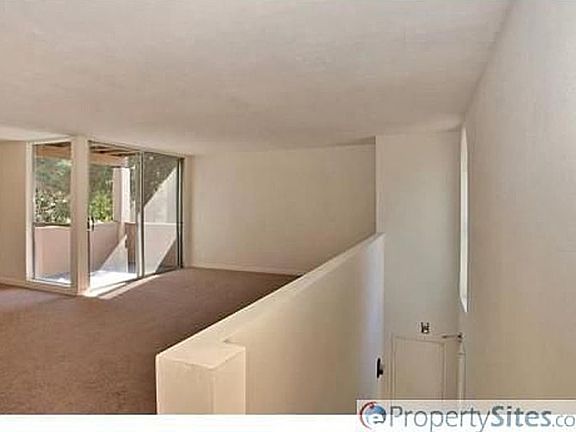 3rd image of 4889 Collwood Blvd Unit A