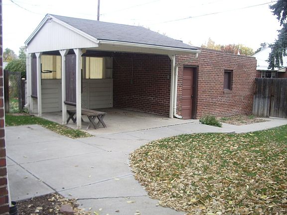 covered patio and garage