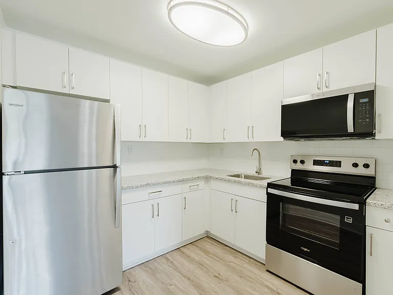 Todel Apartments — Photo 19