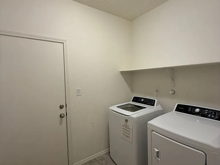 7005 Silver Moon Rd NW — Photo 26