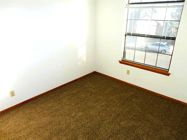 7205 Night Hawk Dr — Photo 17