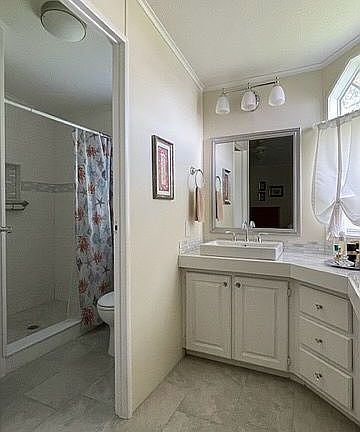 3rd image of 3719 Winward Lakes Dr