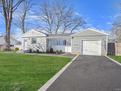 96 Toomey Road, West Islip, NY, 11795