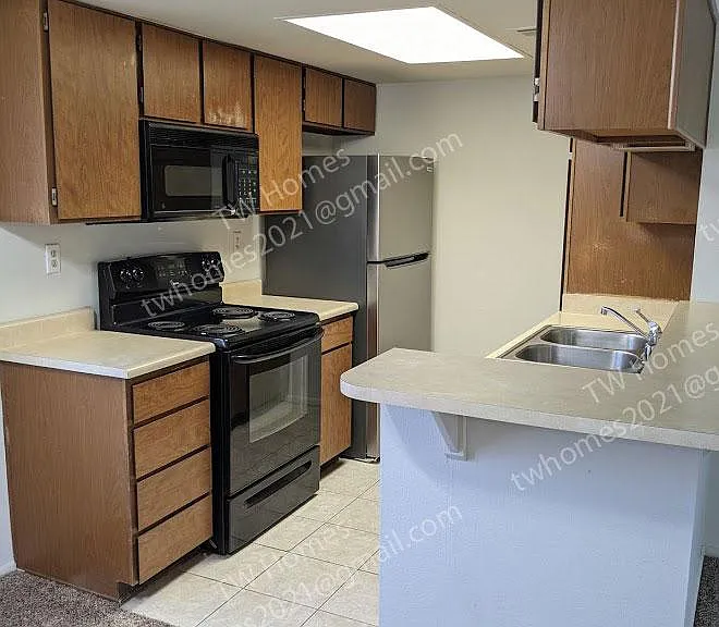 1111 E University Dr #132 — Photo 2