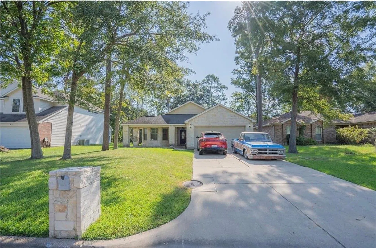 3 bed, 2.0 bath, 1655 sqft, $2,250 — Photo 1