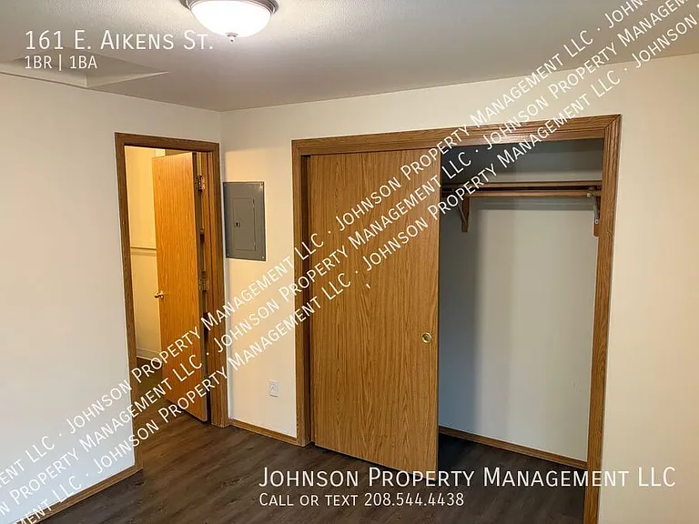 161 E Aikens Rd — Photo 8