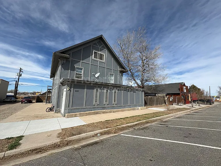 635 Cedar St #A — Photo 2