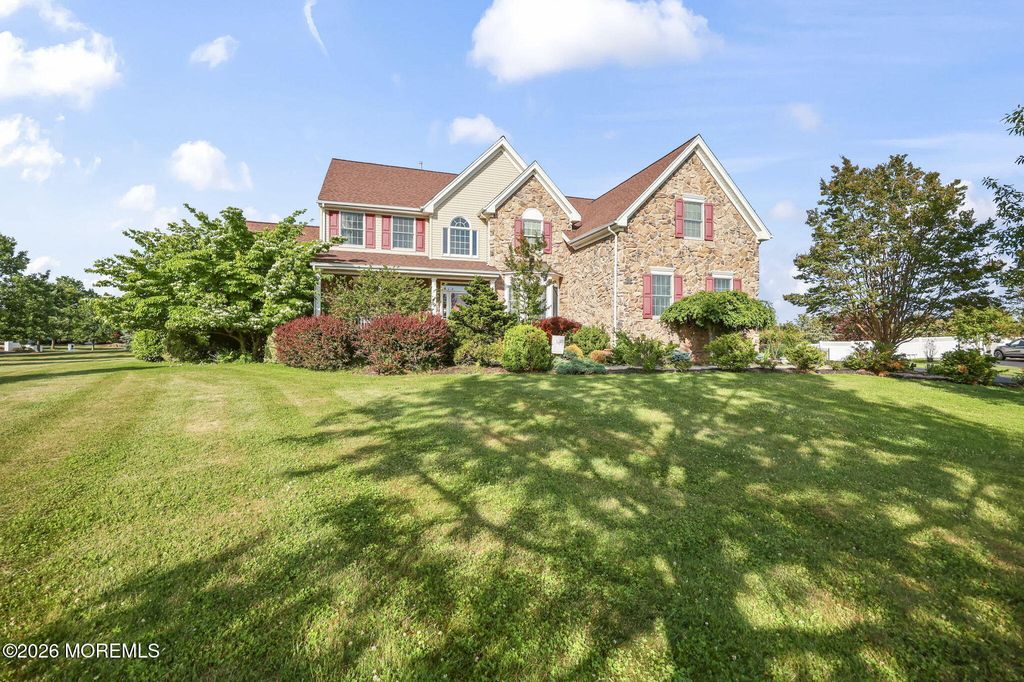 19 Chambry Court, Freehold, NJ - View 2