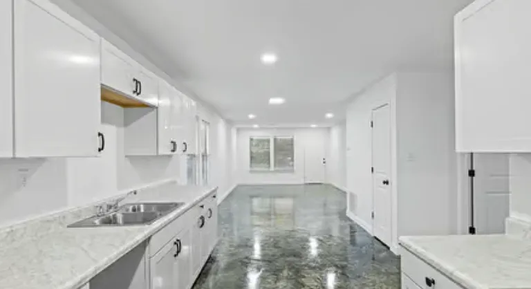 1109 Cella St — Photo 6